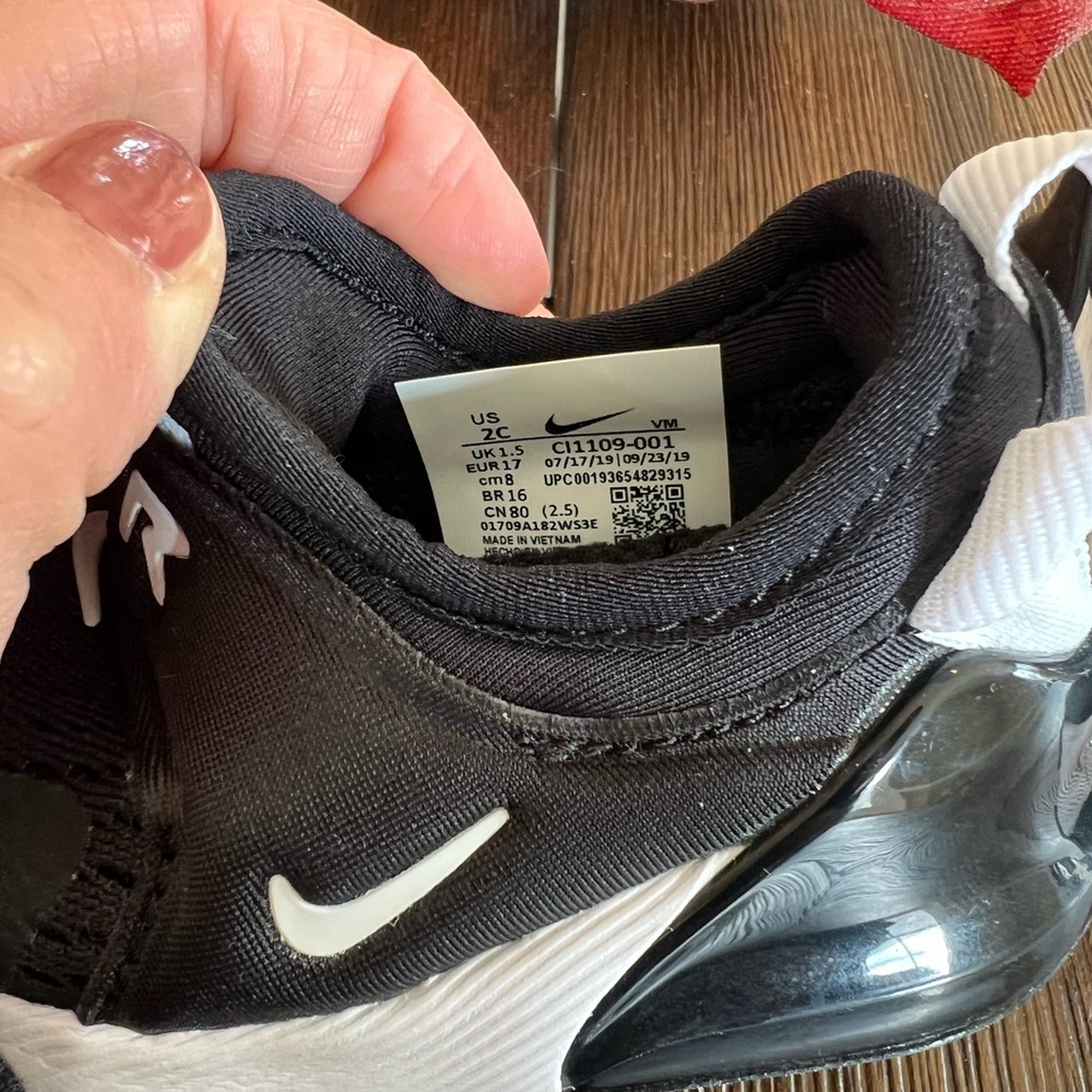 Nike Air Max 270 Infant Sneakers - Picture 5 of 5